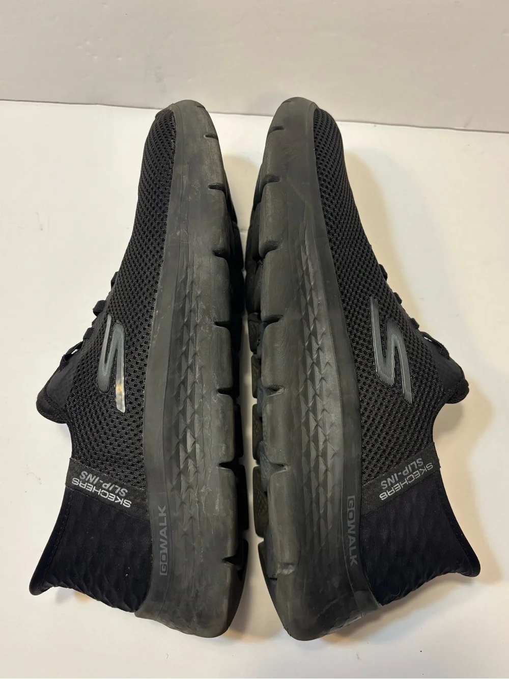 Skechers Men's All-Black Slip-On Mesh Sneakers